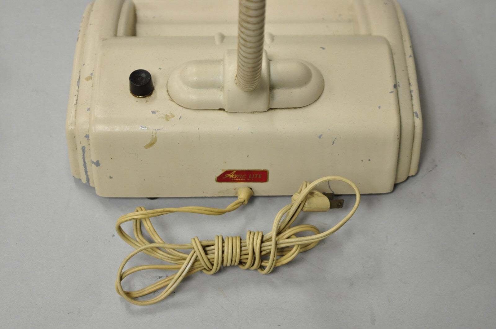 Vintage Acme Lite Beige Mid Century Modern Retro Adjustable Gooseneck Desk Lamp