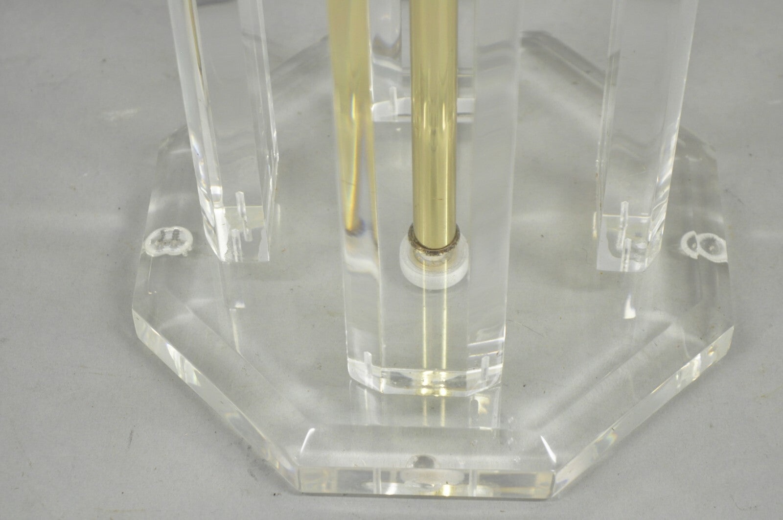Vintage Mid Century Modern Clear Lucite & Brass Sculptural Modernist Table Lamp