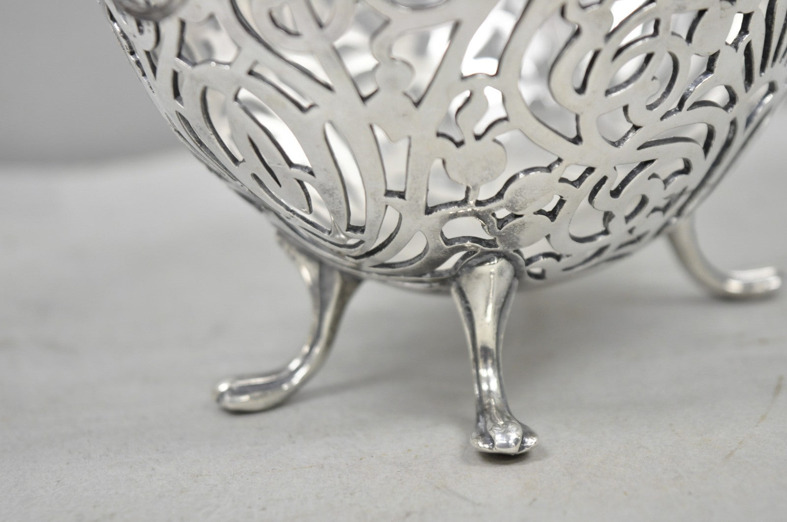 Antique Pairpoint Small Silver Plated Pierced Scrollwork Candy Dish Bowl Basket