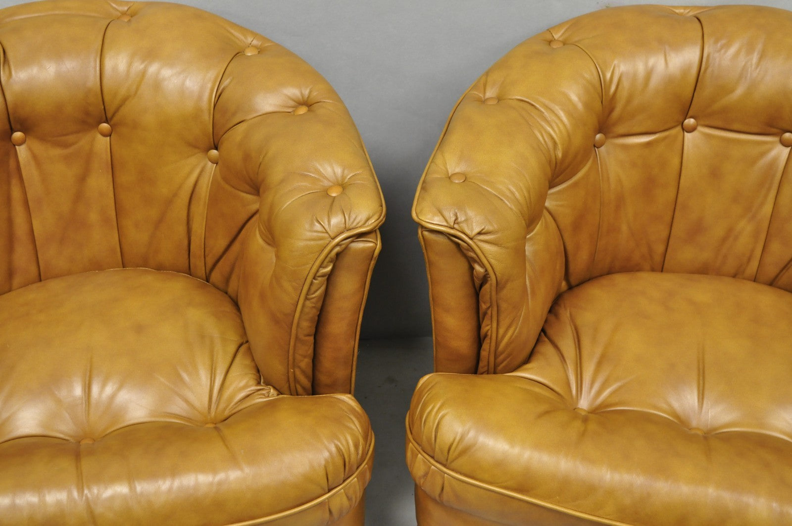 Vintage Classic Leather Chesterfield Brown Tufted Leather Barrel Club Chair Pair