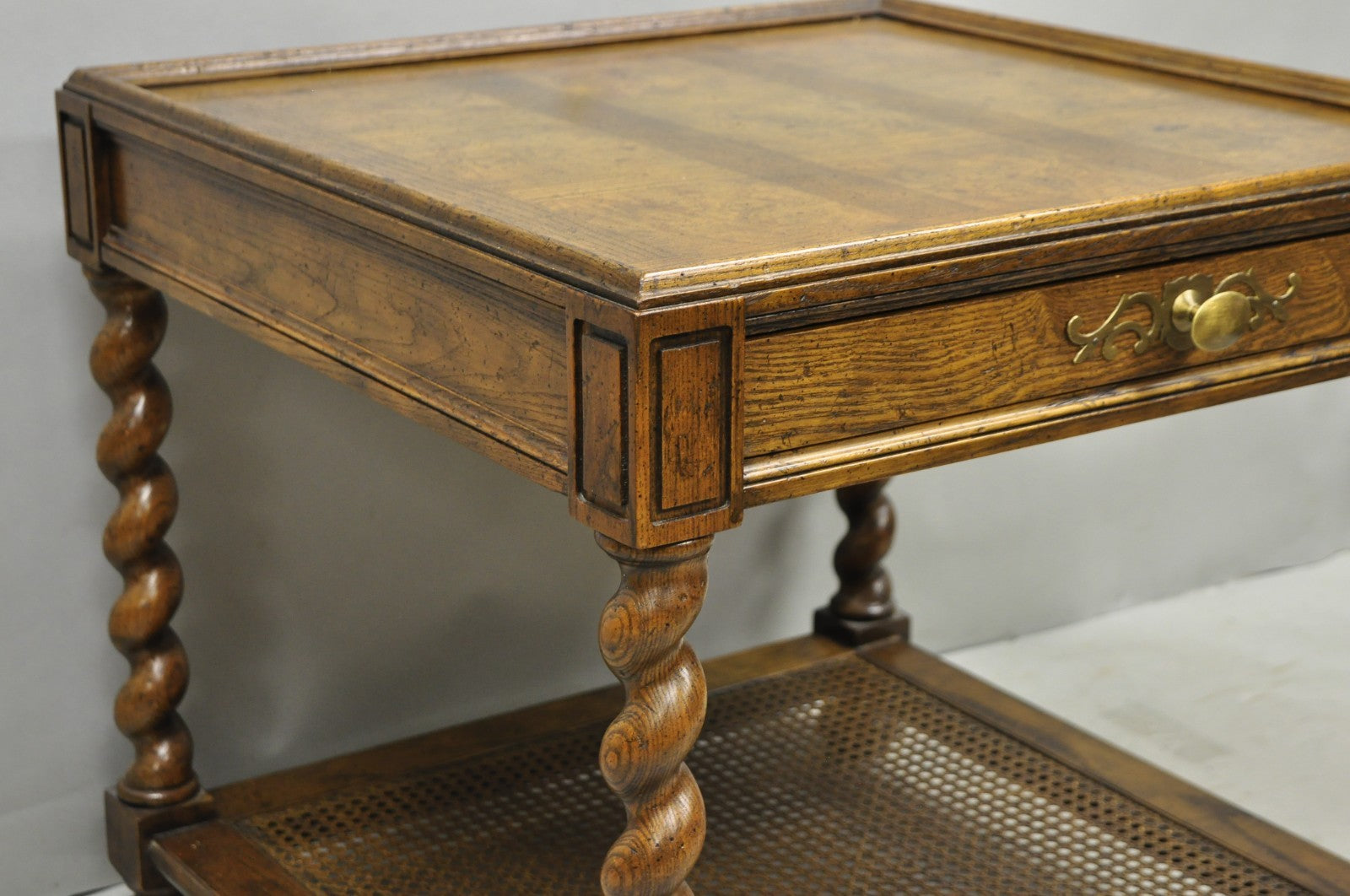 Vintage Baker Barley Twist Oak & Burlwood Parquetry Inlay Square Lamp Side Table
