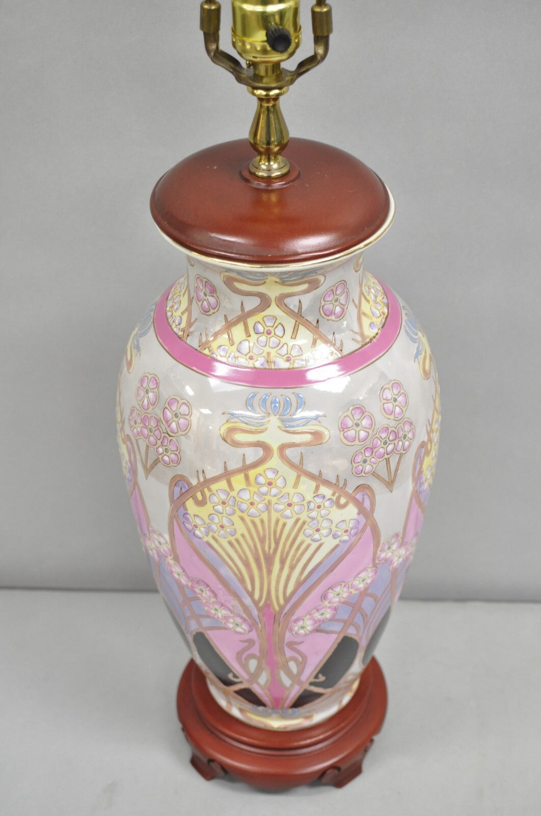 Vintage Chinoiserie Pink Glazed Porcelain Chinese Art Nouveau Table Lamp