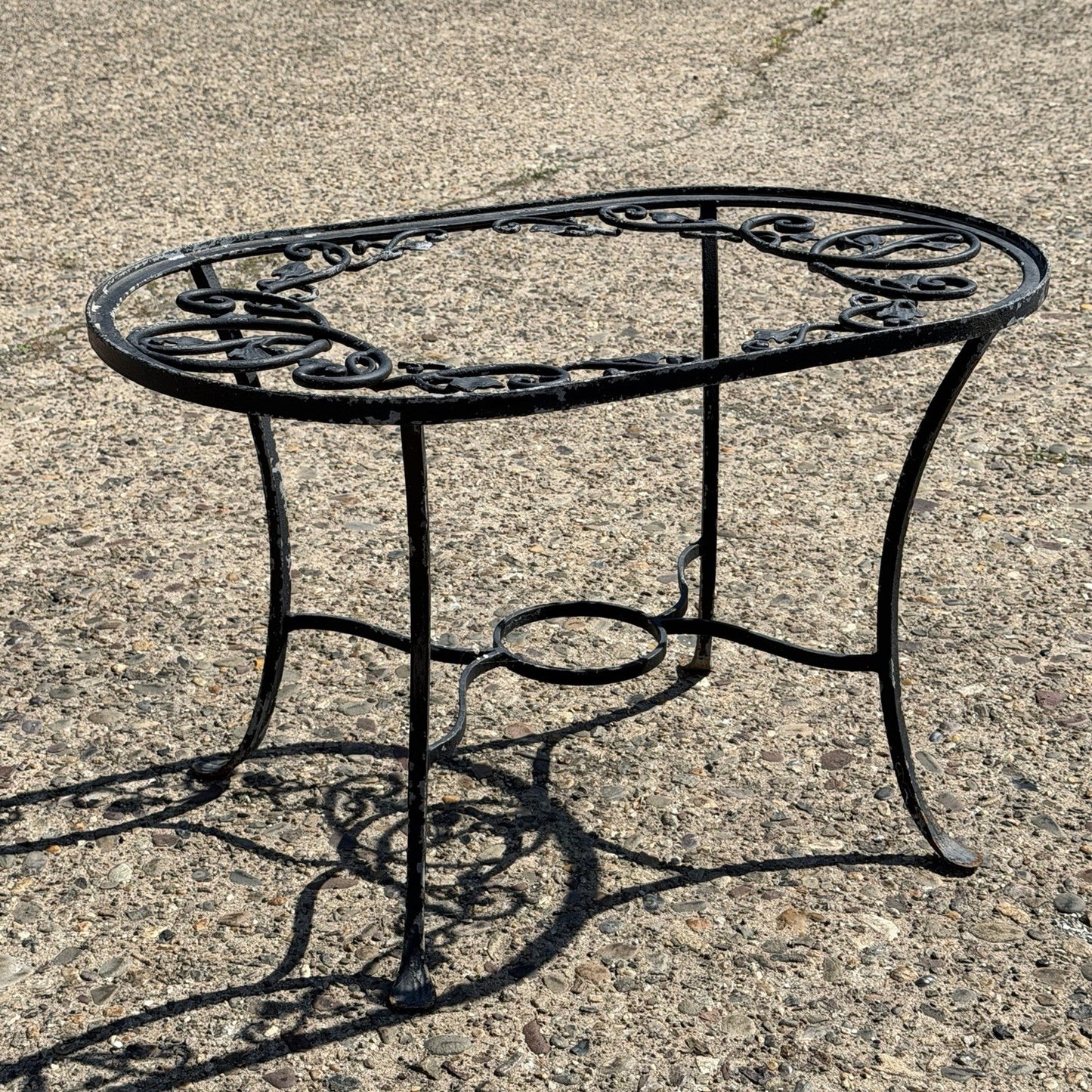 Vintage Salterini Style Leaf Vine Scroll Wrought Iron Oval Patio Coffee Table