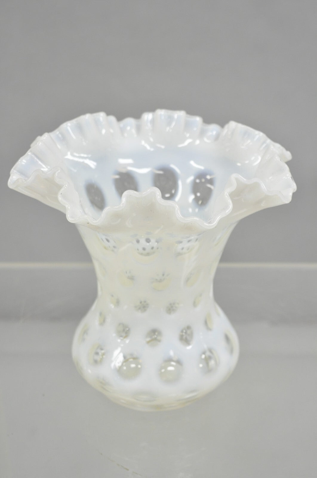 Vintage Fenton White Coin Dot Opalescent Art Glass Ruffle Edge Flower Vase
