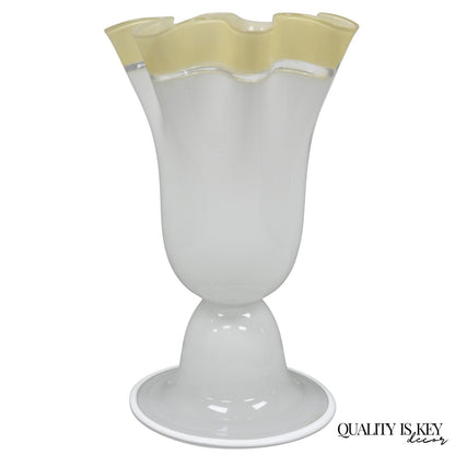 Vintage Italian Murano Mid Century Modern White Glass Handkerchief Table Lamp