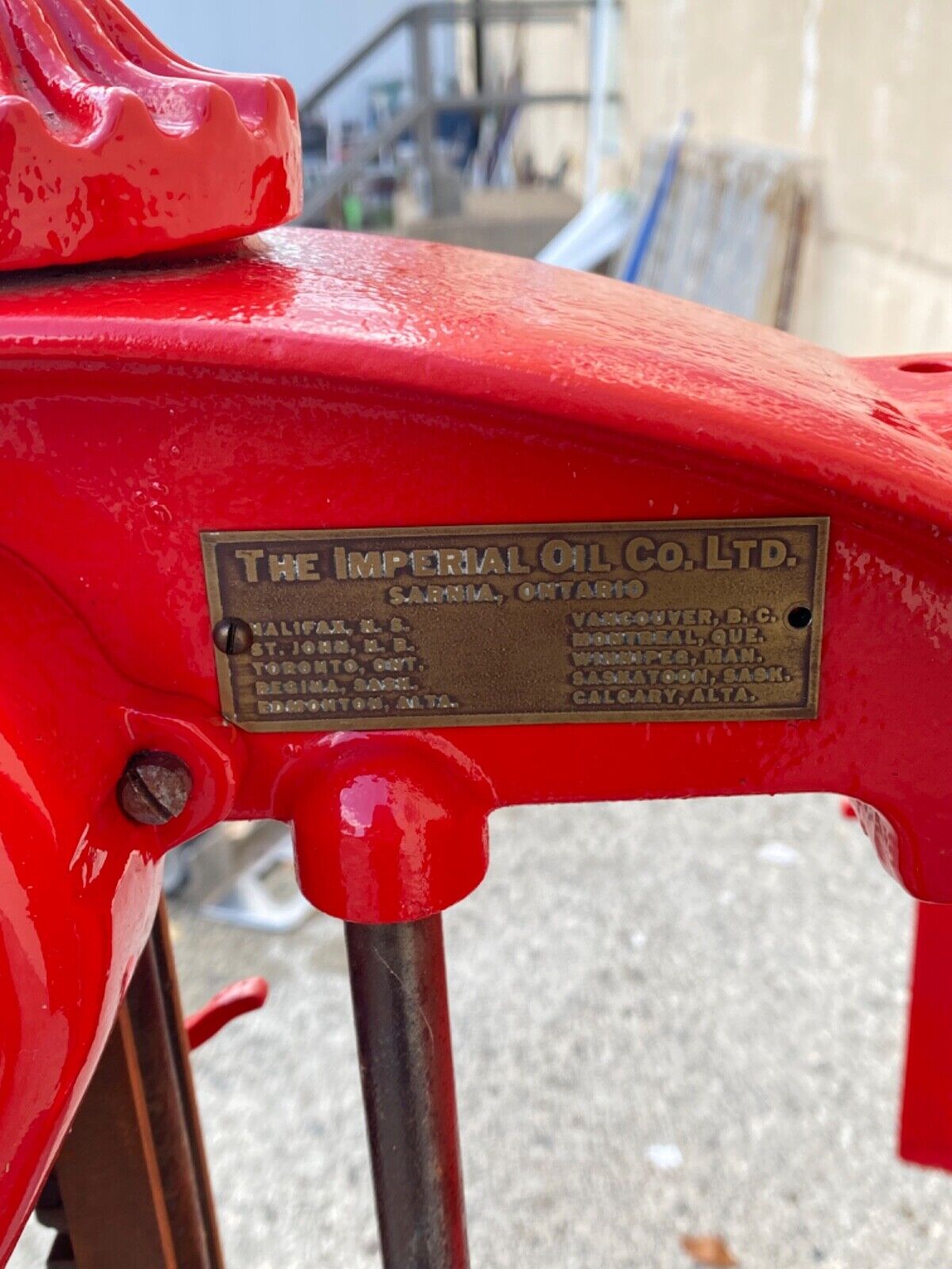 Antique Gilbert & Barker Red Self Measuring Type 208 Vintage Curbside Gas Pump