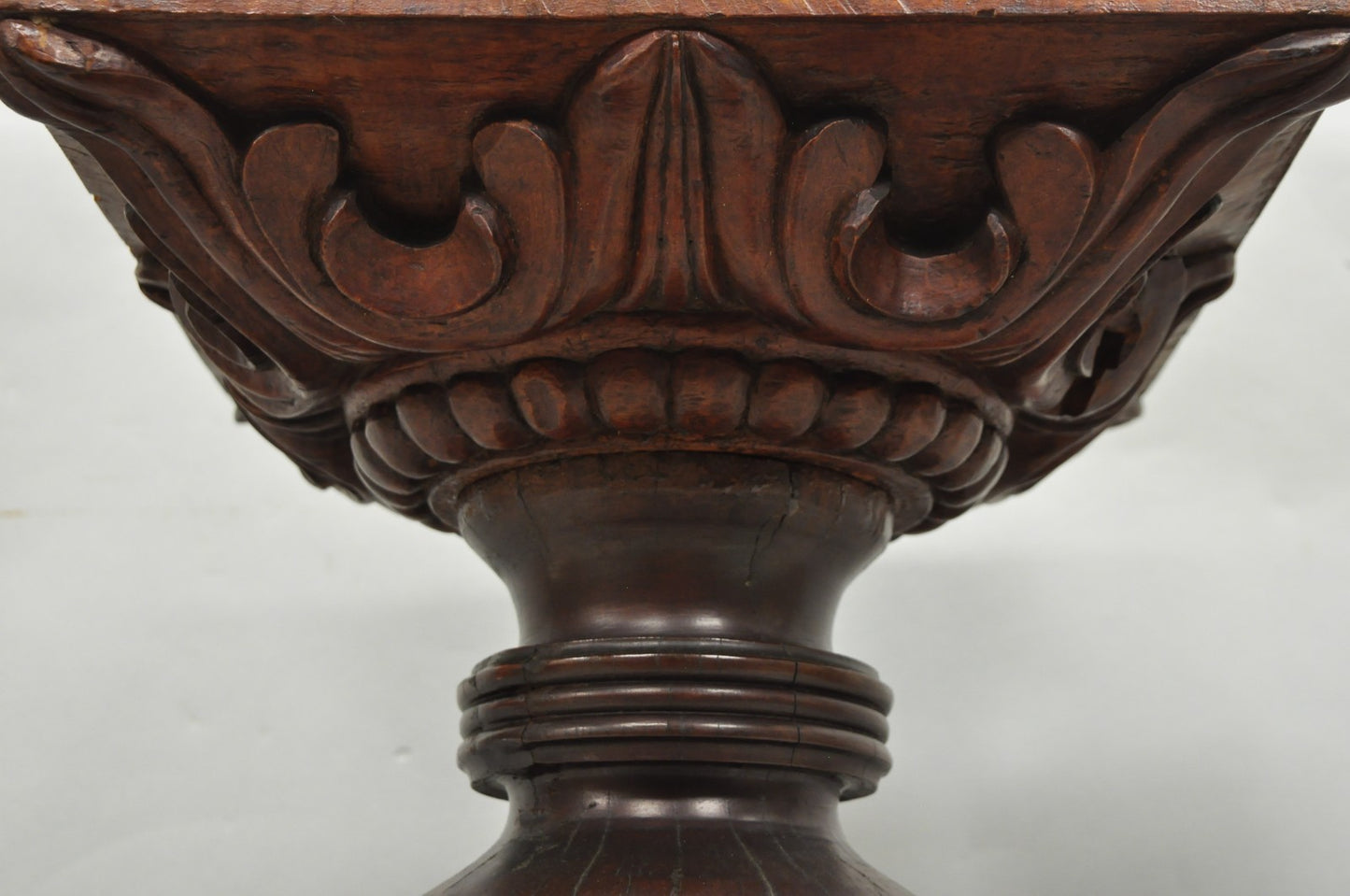 Antique American Empire Carved Mahogany Cannonball Paw Foot Pedestal Table Base