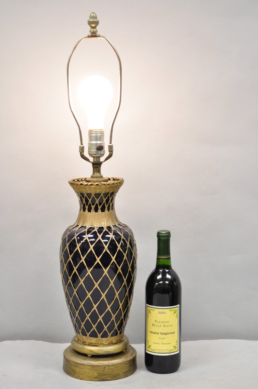 Antique Chinoiserie Japanese Cobalt Blue Porcelain Vase Brass Lattice Table Lamp