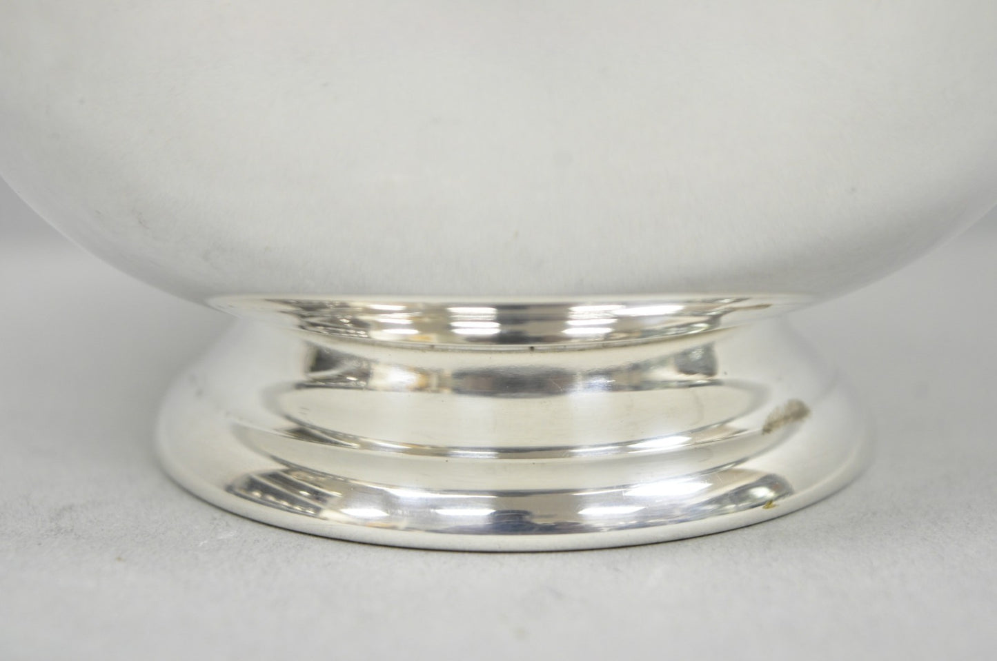 Vintage Paul Revere Reed & Barton Style Small 5" Round Silver Plated Candy Dish