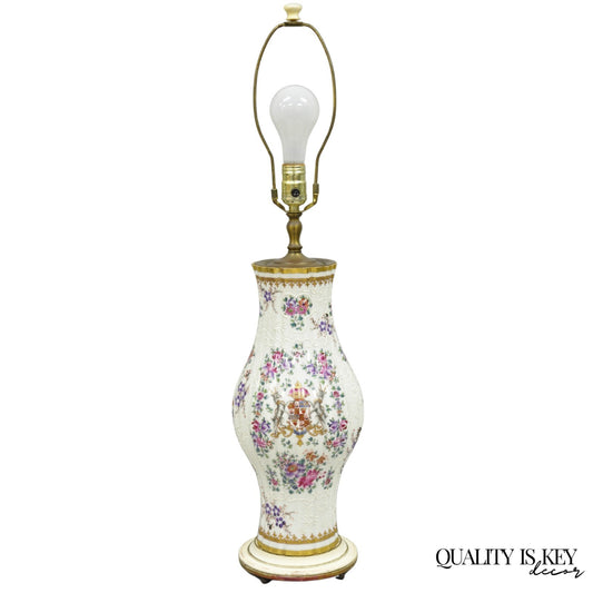 English Victorian Armorial Porcelain Hand Painted Chinese Export Table Lamp