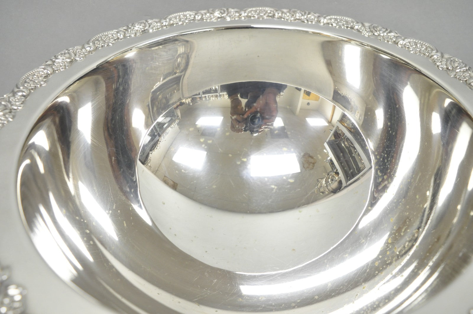 Vintage Oneida Victorian Silver Plated Punch Bowl Champagne Chiller Ice Bucket