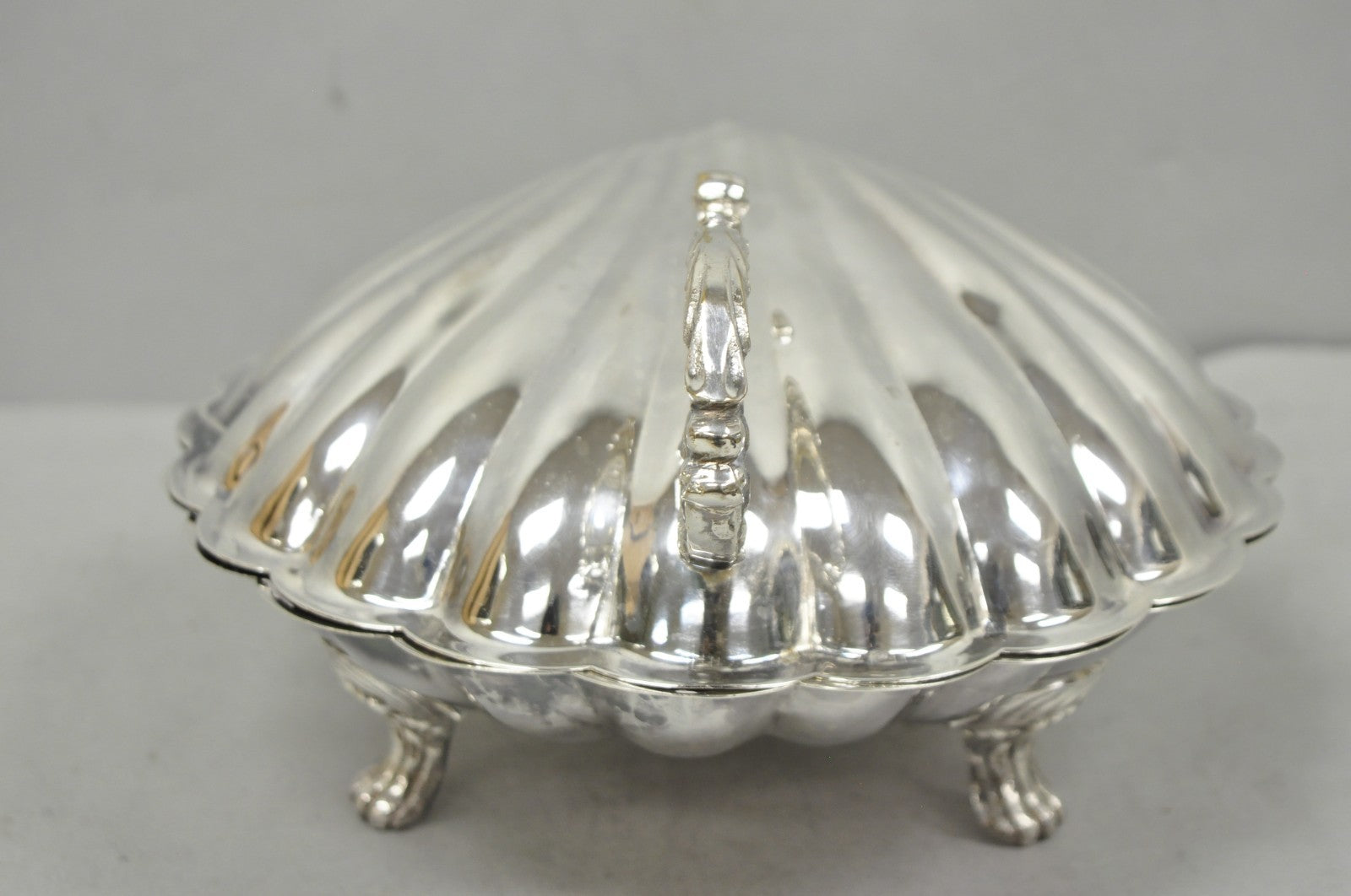 Vintage Regency Style Silver Plated Clam Shell Hinged Warmer with Floral Handle