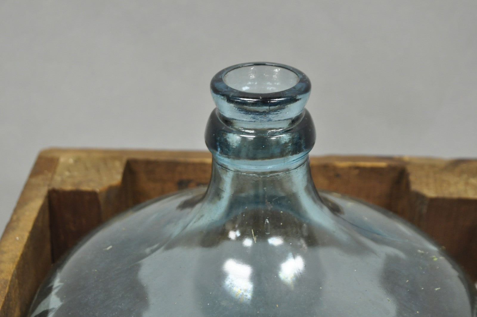 Vintage Great Bear Blue 5 Gallon Glass Carboy Jug in Wooden Crate