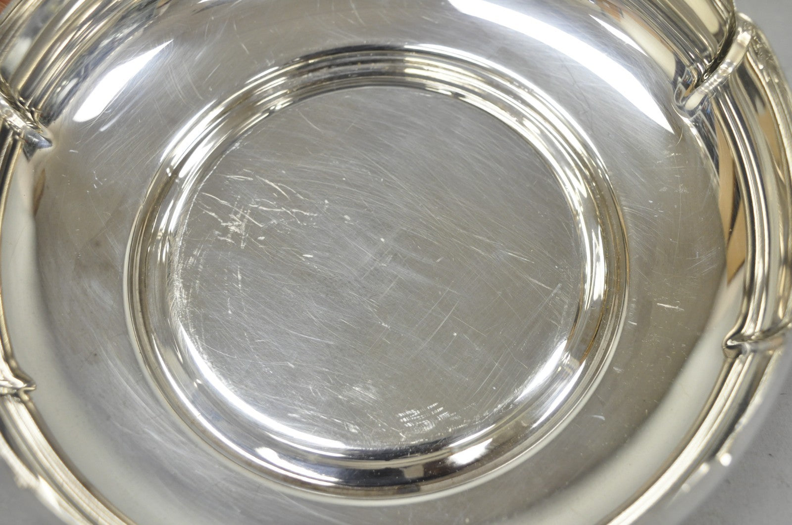 Vintage Lundt M-85 Silver Plated Round Scalloped Serving Candy Dish Bowl