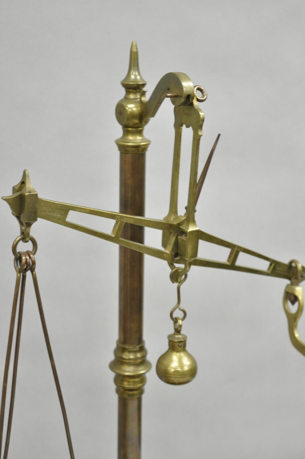 Antique W.& T. Avery English Victorian Brass & Mahogany Balance Beam Scale