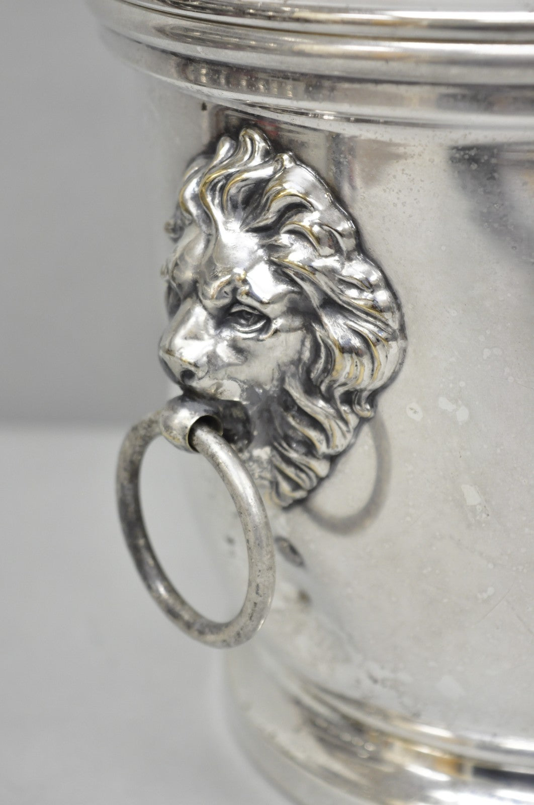 Vintage English Regency Winthrop Silver Plated Lion Handle Covered Ice Bucket
