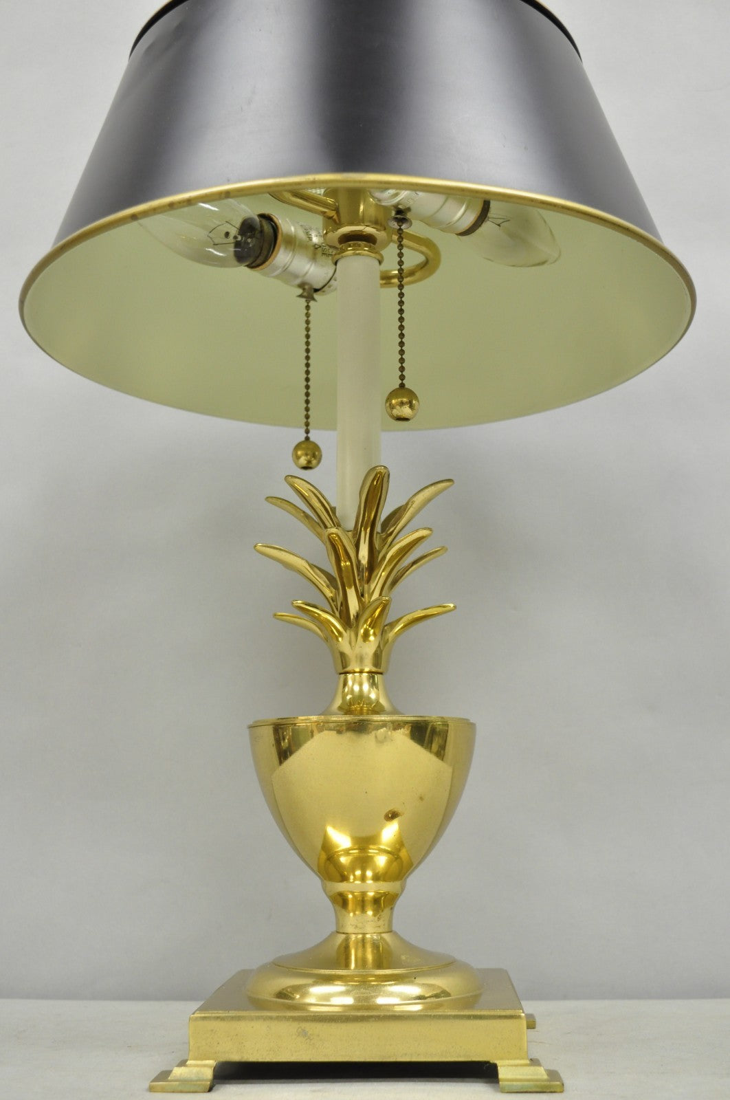 Chapman Hollywood Regency Brass Pineapple Tole Metal Black Shade Table Lamp