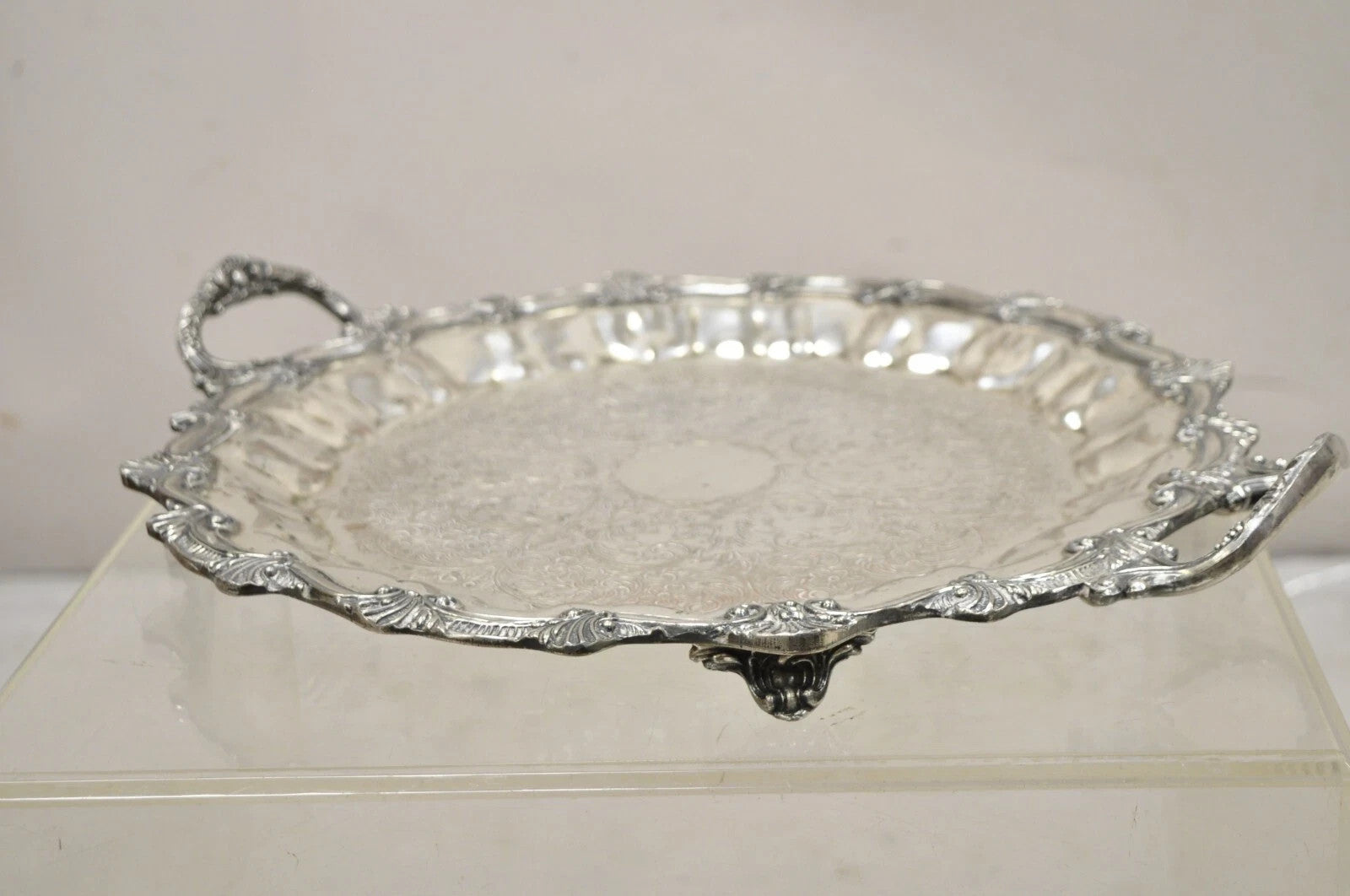 Vintage Victorian Style Silver Plated Scalloped Edge Round Serving Platter Tray