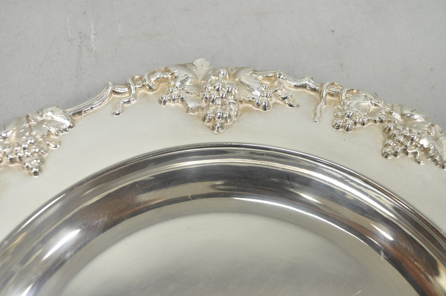 Vintage English Victorian Sheffield Silver Plated Grapevine Repousse 12" Dish
