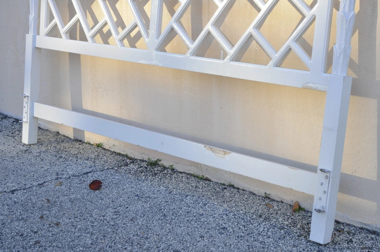 Vintage Hollywood Regency Faux Bois Bamboo Fretwork Tall Post King Bed Headboard