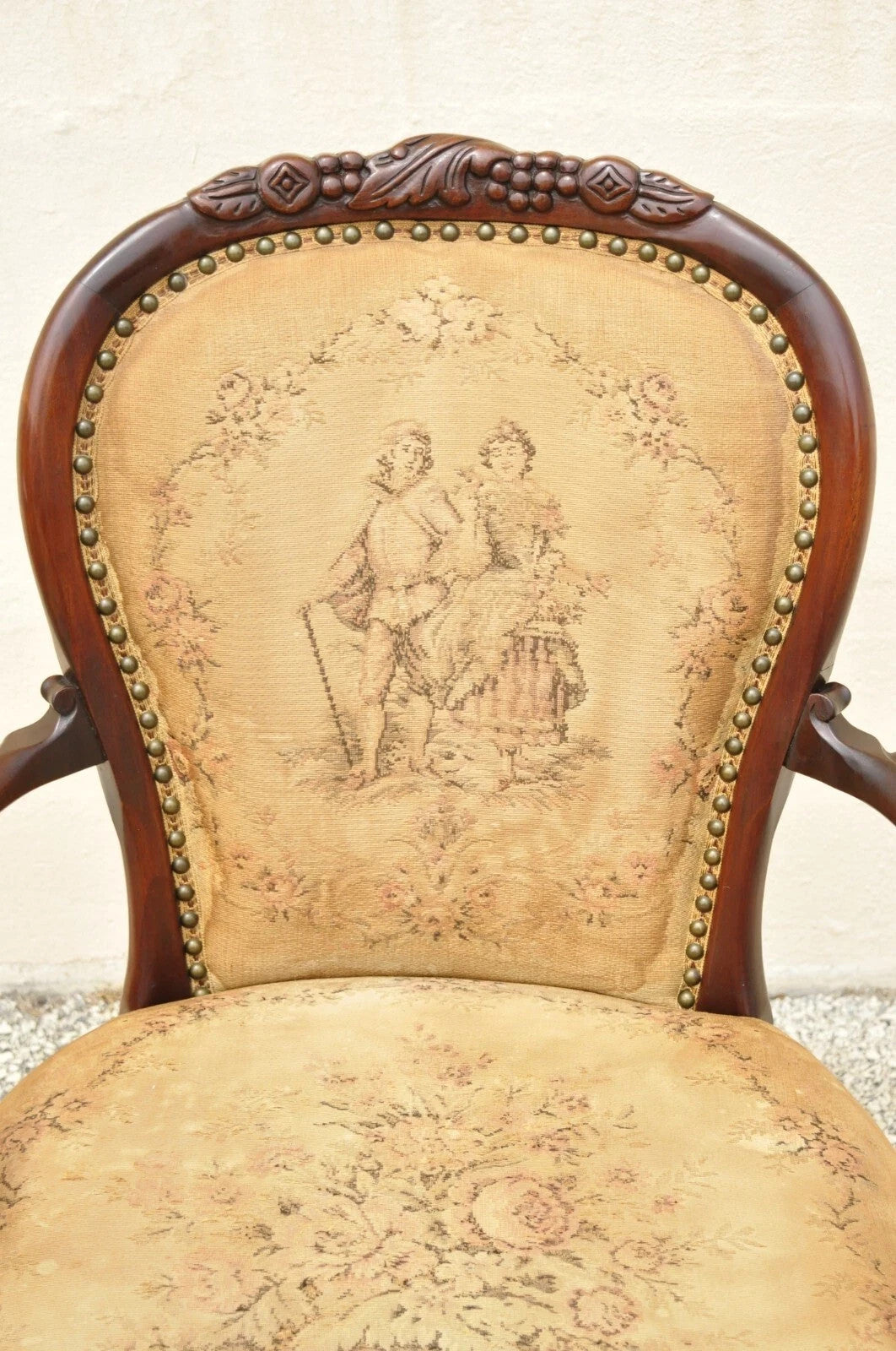 Vintage French Victorian Style Carved Mahogany Frame Lounge Parlor Arm Chair