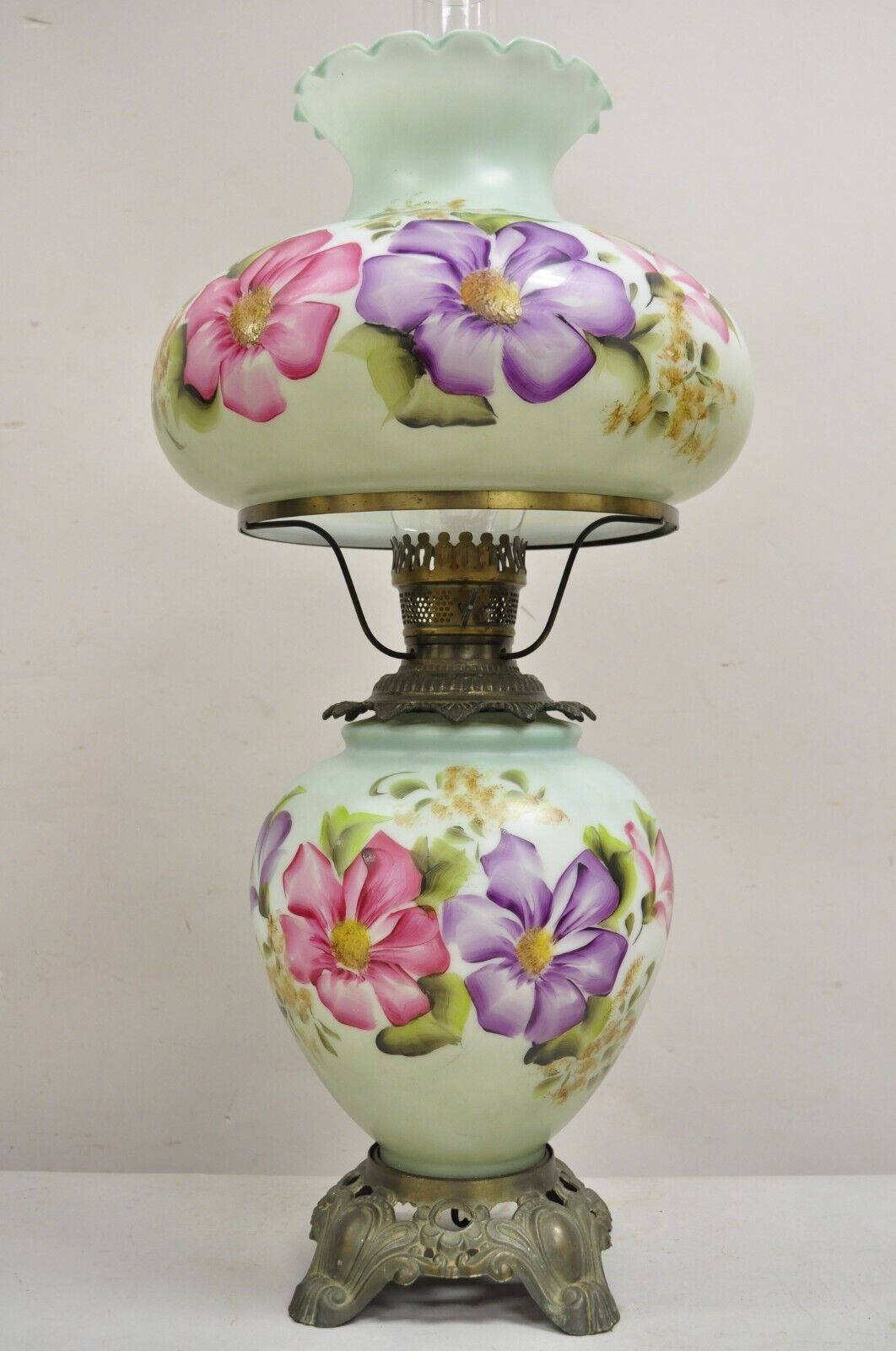 Vintage Victorian Gone With The Wind Hand Painted Parlor Hurricane Table Lamp