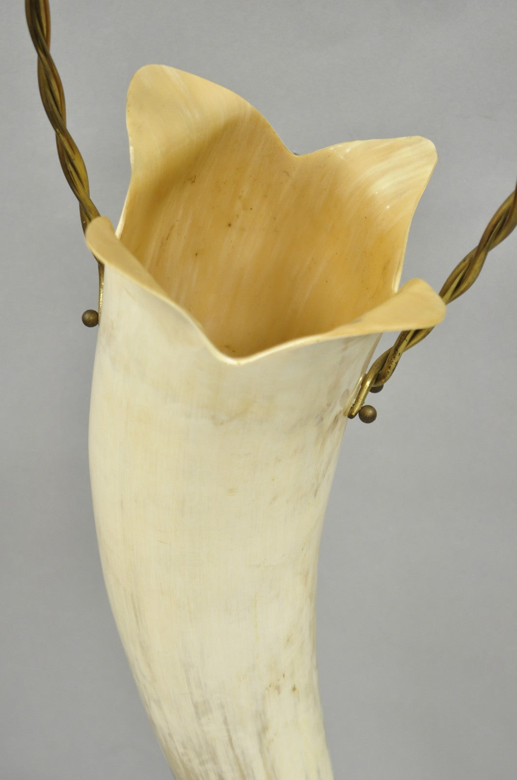 Vintage Italian Regency Large Cattle Cow Horn Vase on Sculpted Maple Wood Base
