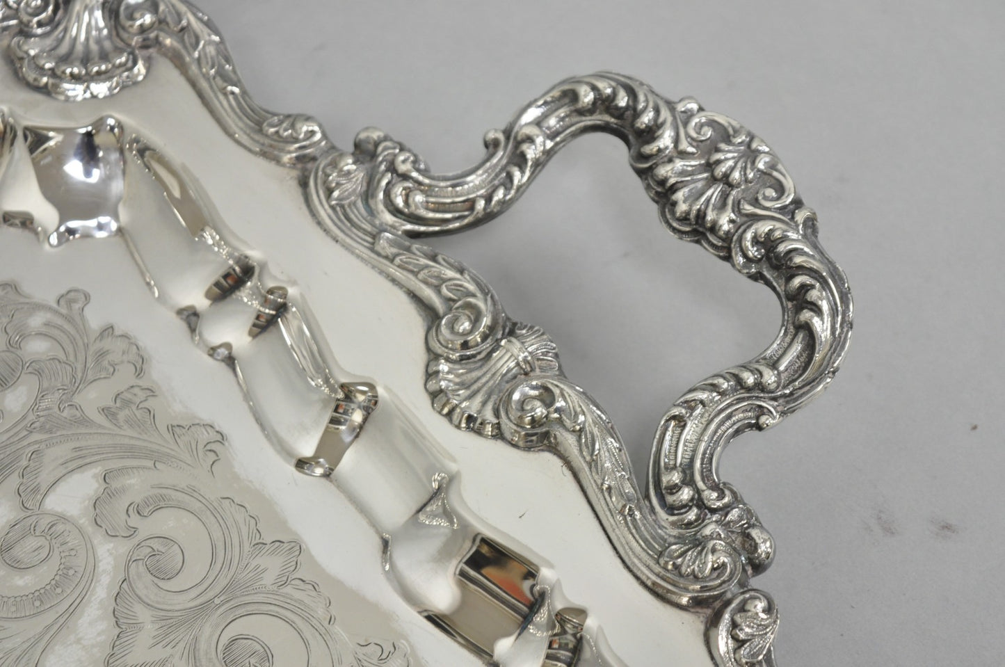 Vintage English Silver Mfg Co Silver Plated Footed Serving Platter Bar Tray
