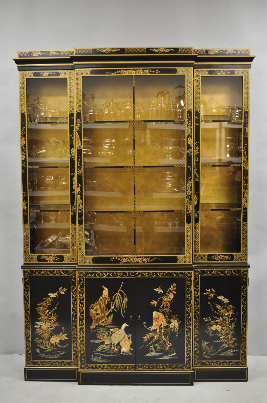 Drexel Et Cetera Chinoiserie Black Lacquer Decorated Breakfront China Cabinet