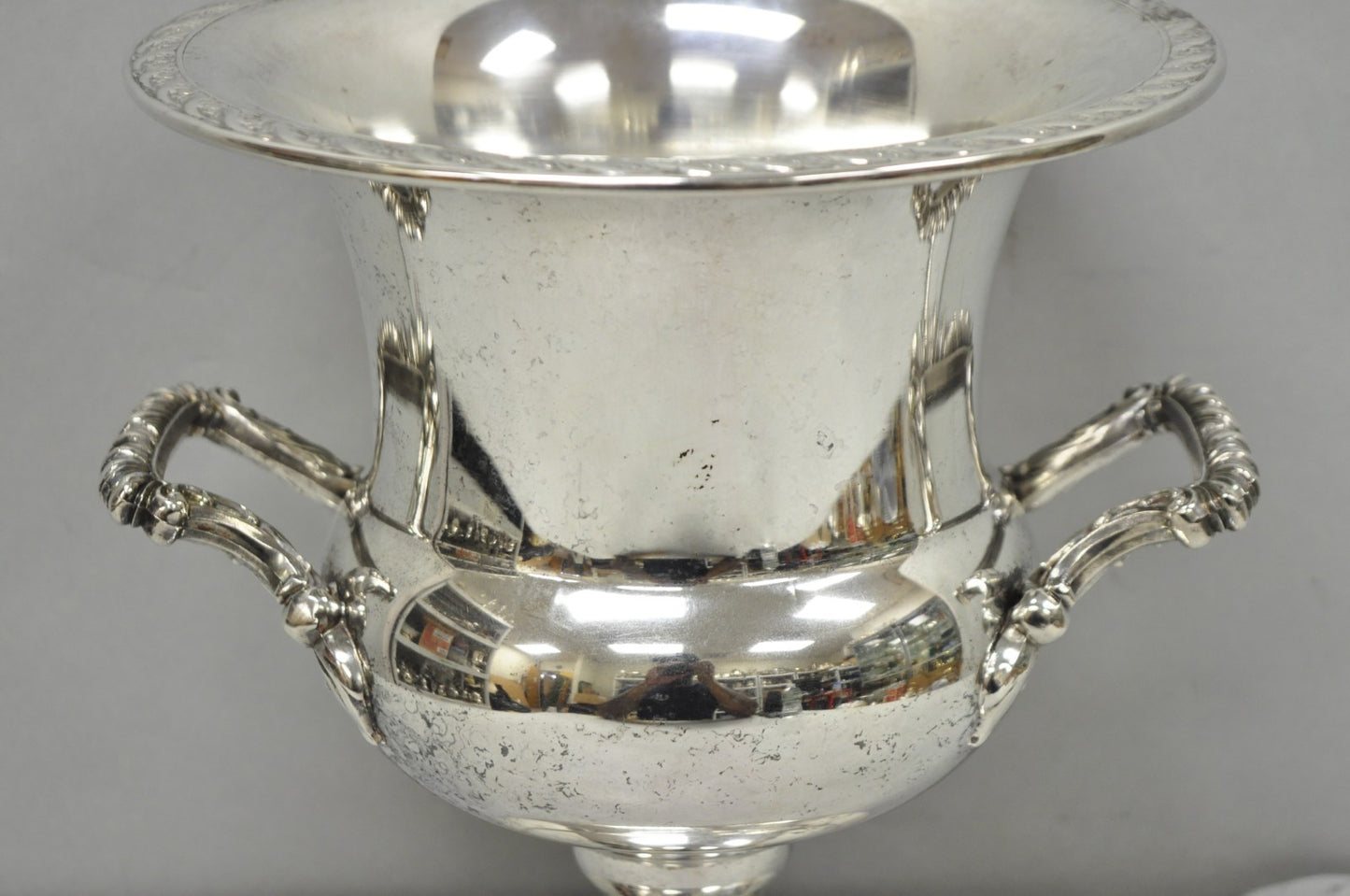 Vintage WM Rogers "Spring Flower" Silver Plated Champagne Chiller Bar Ice Bucket