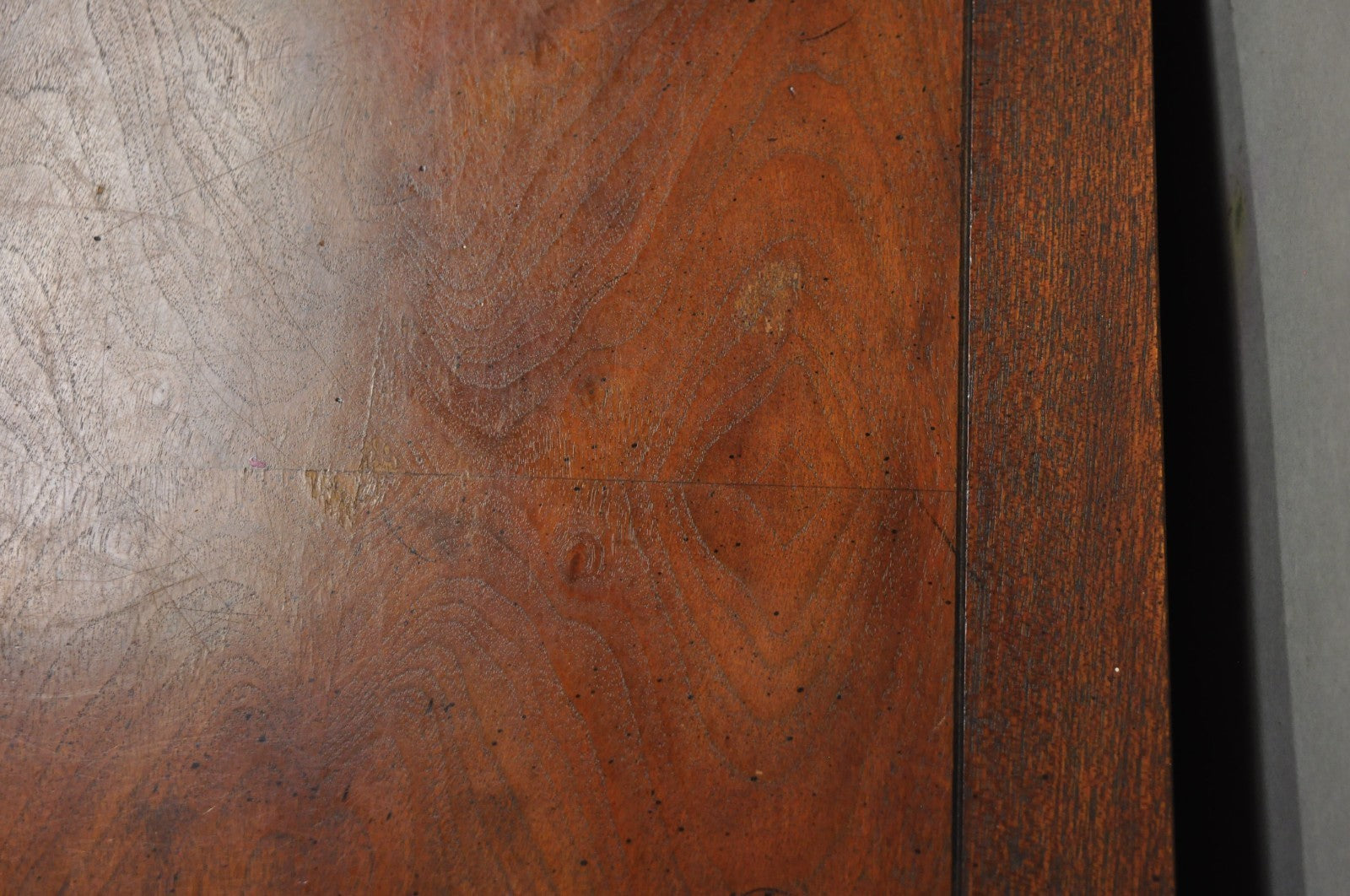 Vintage Henredon Chinoiserie Brass Butterfly Burl Wood Credenza Cabinet Buffet