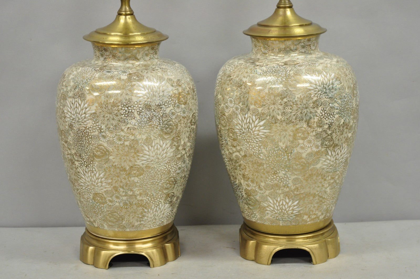 Vintage Chinoiserie Gold Porcelain Jardiniere Table Lamps by Wildwood - a Pair