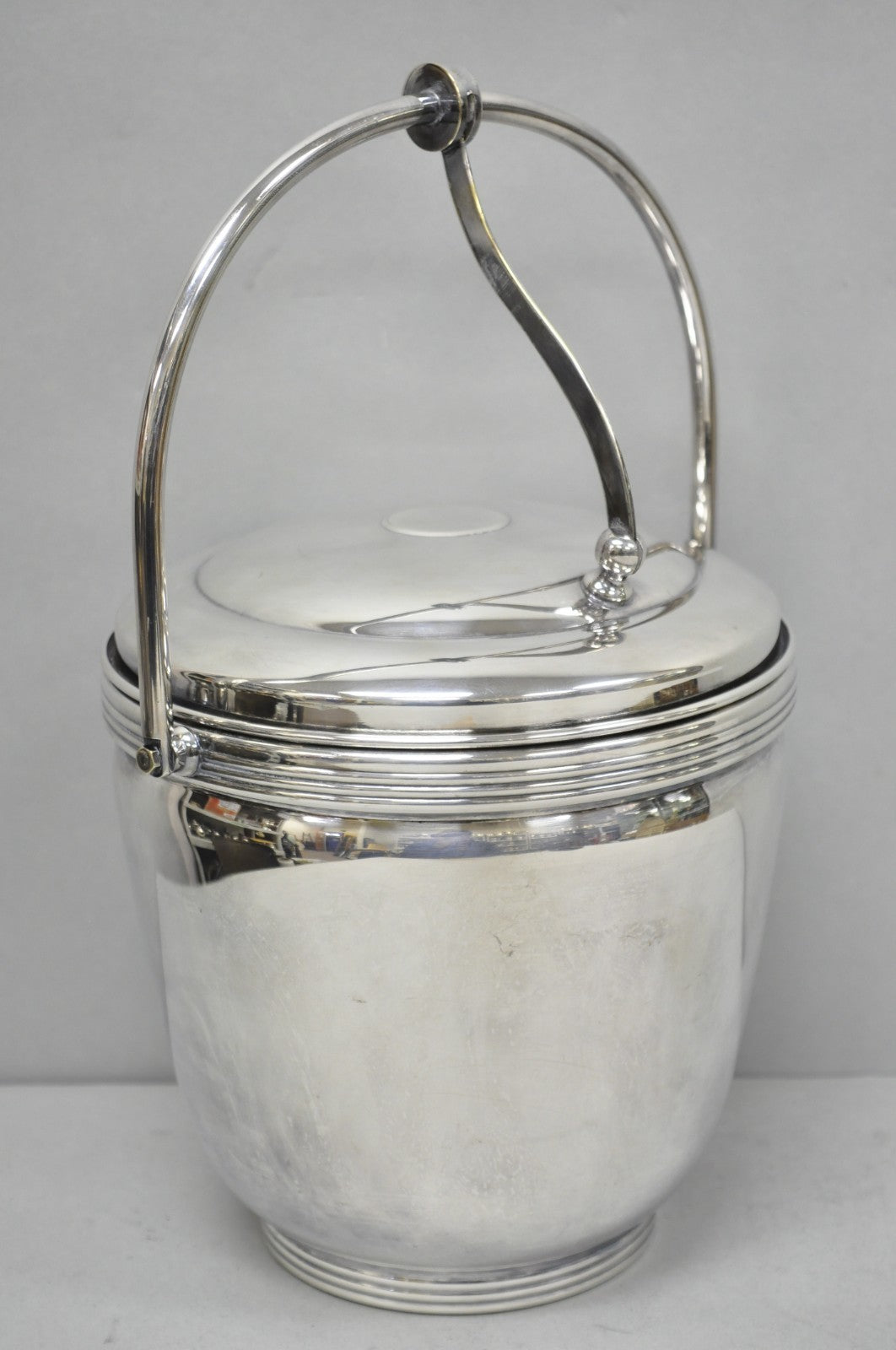 Mid Century Modern Sheffield Silver Plated Reticulating Hinge Ice Bucket w Tongs