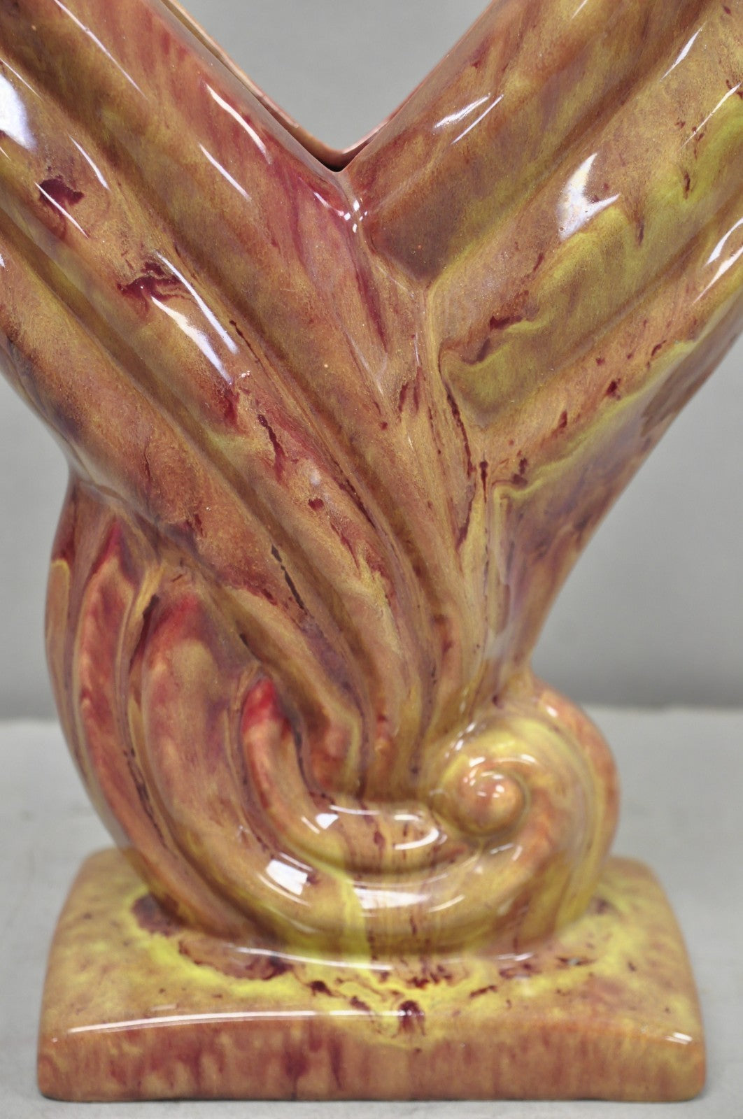 Mid Century Modern Gonder Ceramic Pottery 810 Red Flambe Flame Sculptural Vase