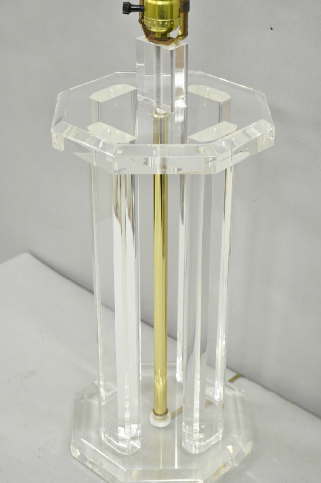 Vintage Mid Century Modern Clear Lucite & Brass Sculptural Modernist Table Lamp