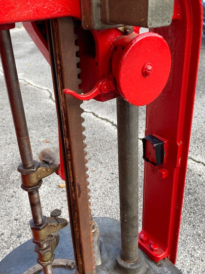Antique Gilbert & Barker Red Self Measuring Type 208 Vintage Curbside Gas Pump