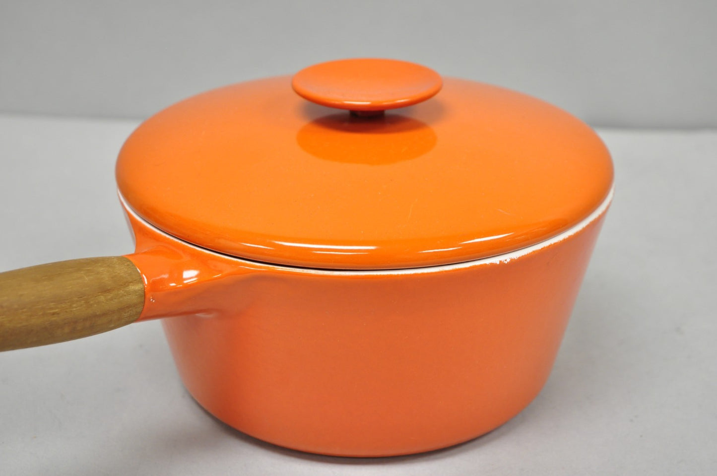 Copco Michael Lax Orange Enameled Cast Iron Saucepan Denmark MCM w / Lid