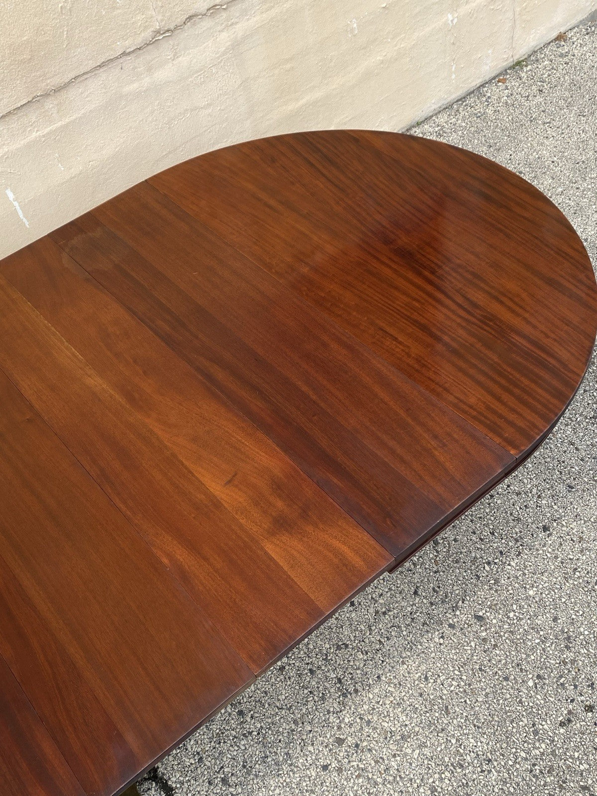 Antique English Regency Round Mahogany Extension Dining Banquet Table w 6 Leaves