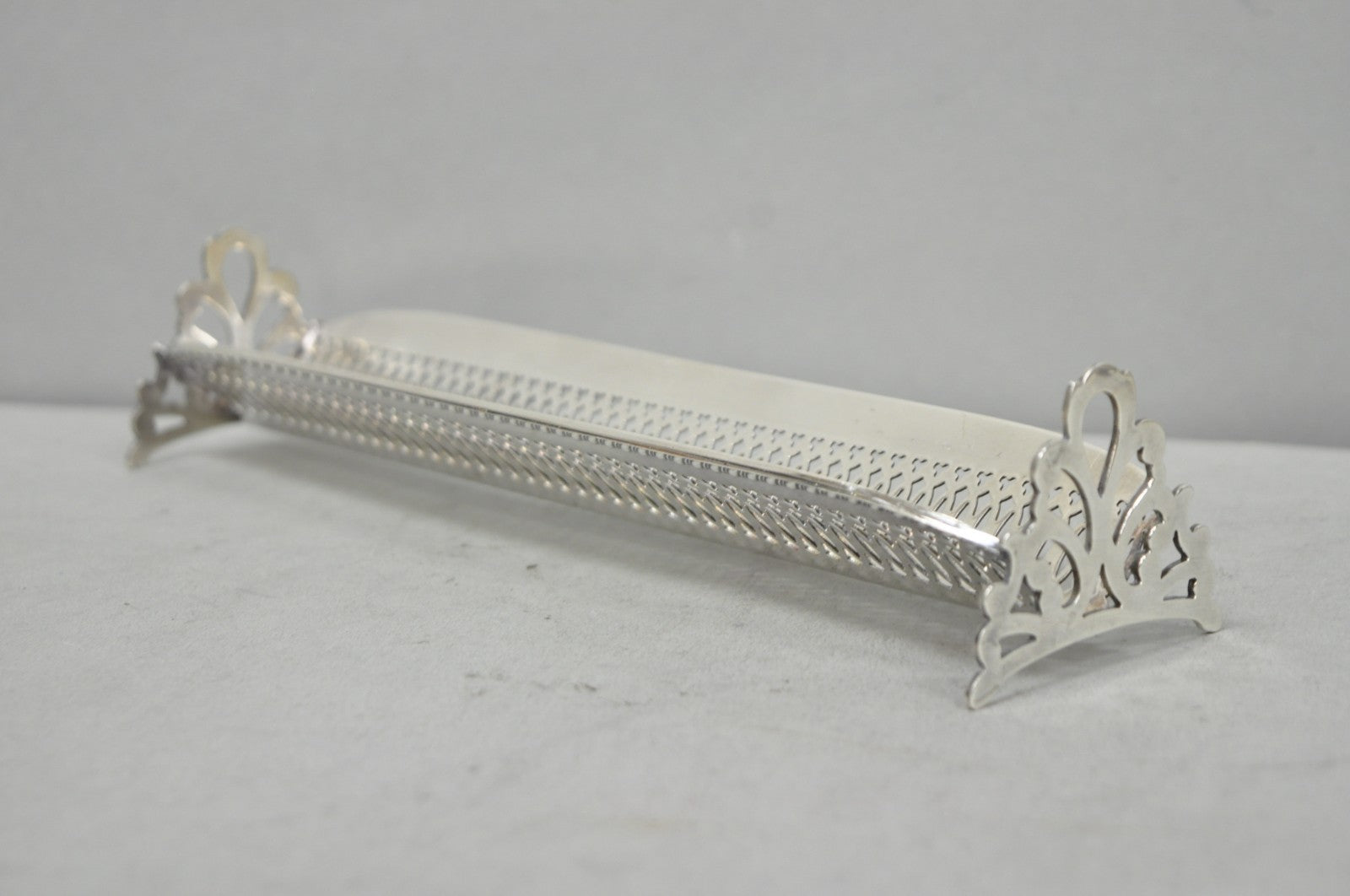 Vintage English Regency Silver Plated Reticulated Sugar Cube Cracker Caddy