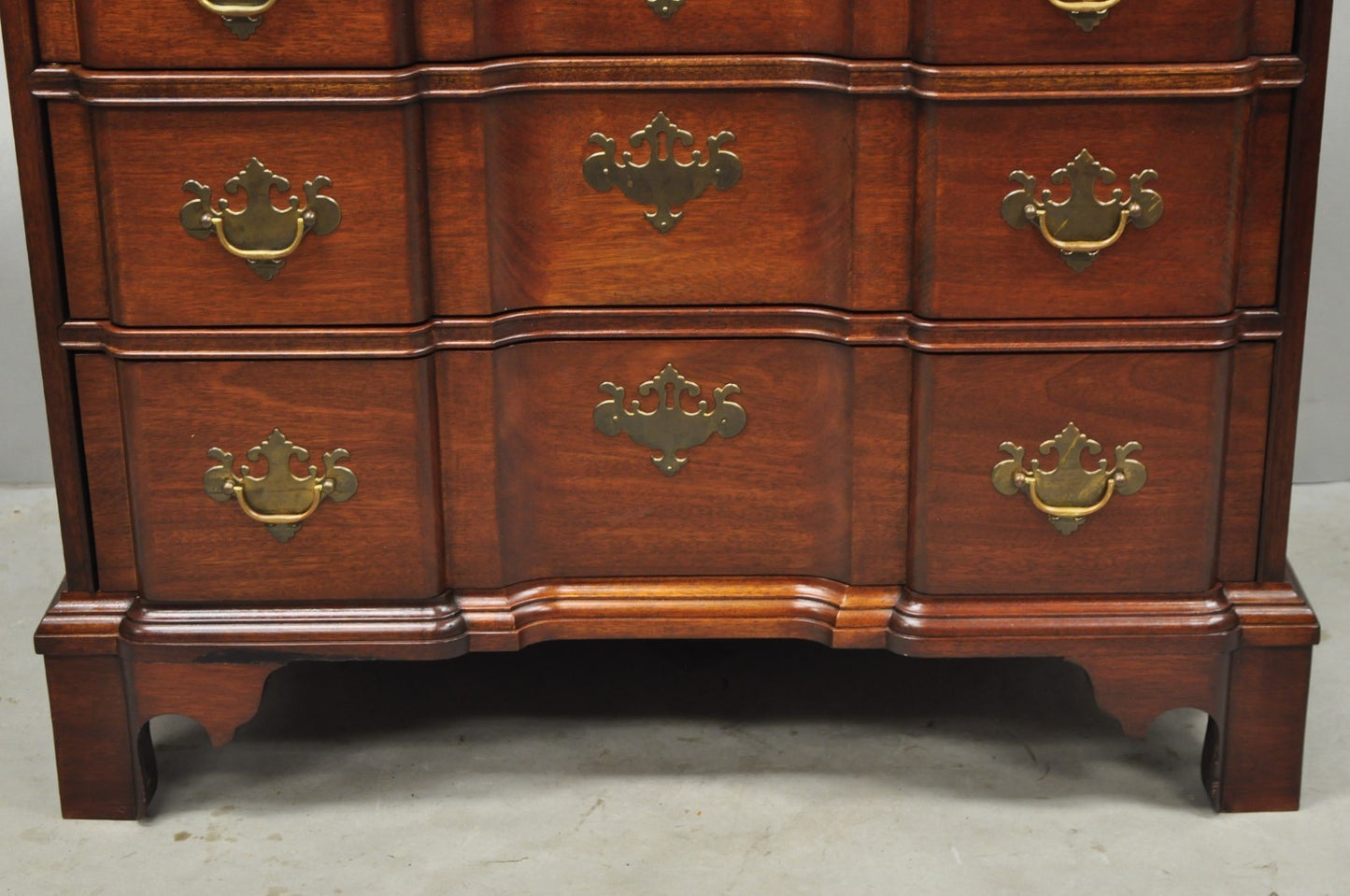 Vintage Chippendale Style Solid Mahogany Block Front Bachelor Chest of Drawers