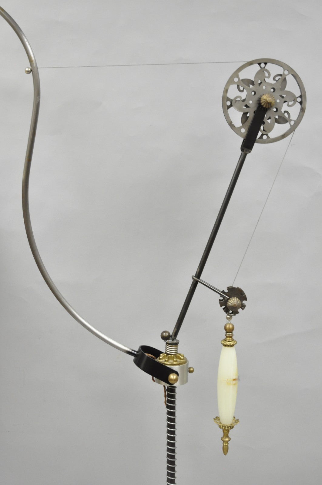 Unique Vintage Retro Steampunk Adjustable Cantilever Pulley Victorian Floor Lamp