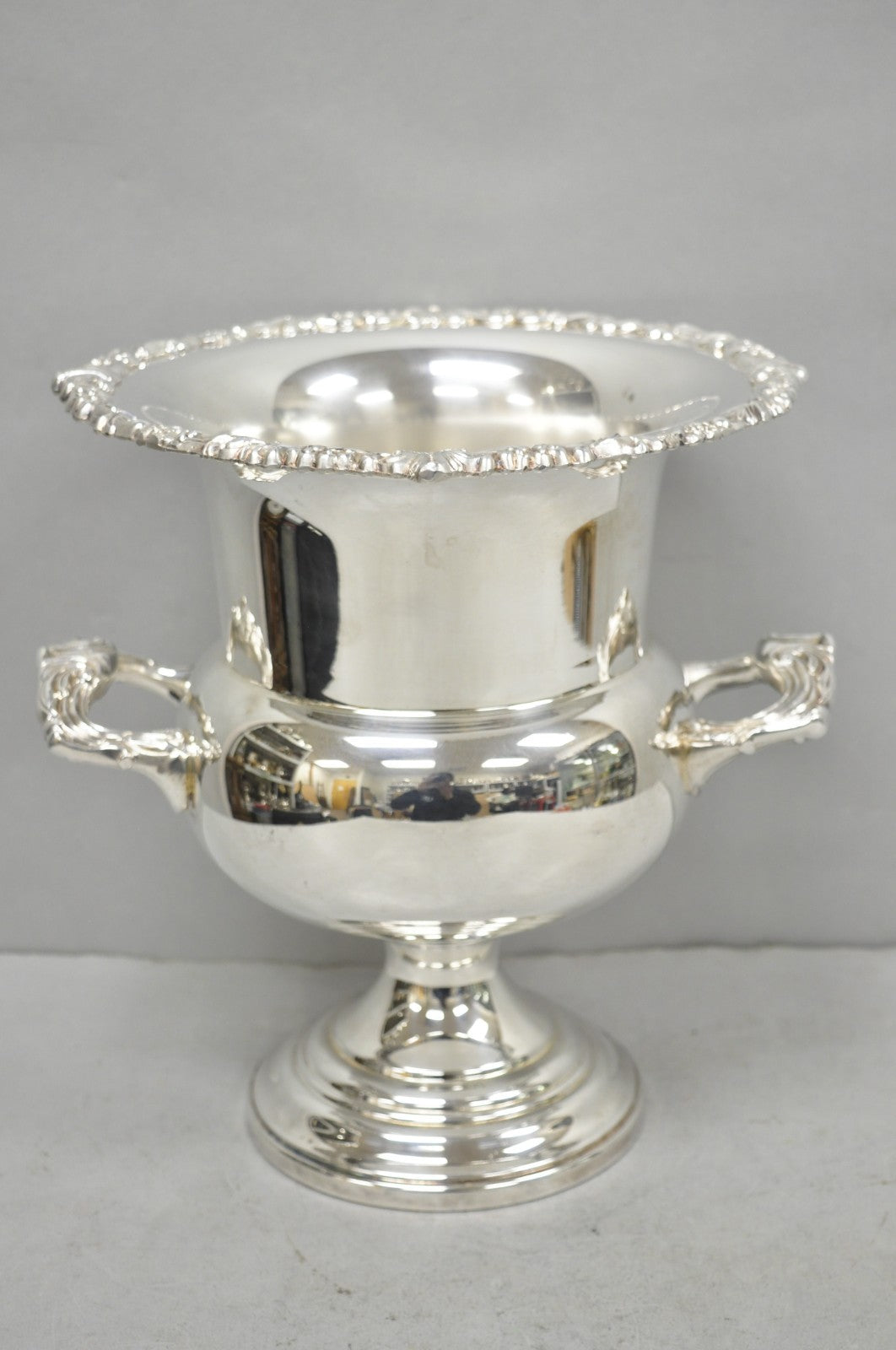 Vintage Sheridan Silver Plated Trophy Cup Urn Bar Champagne Chiller Ice Bucket