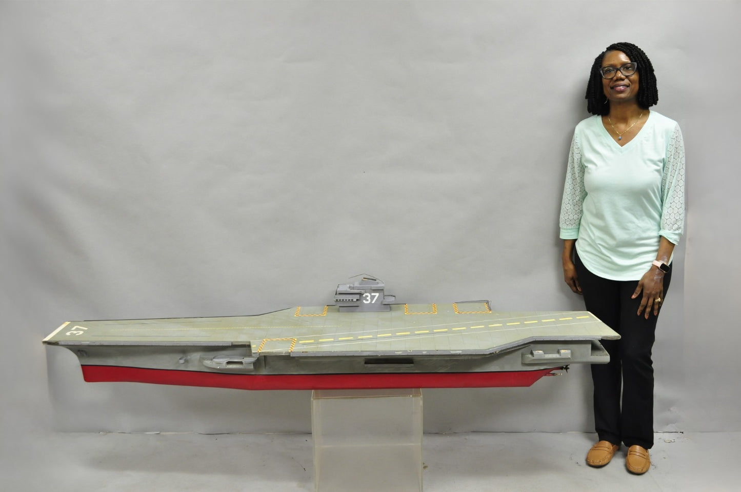 Vintage Large 84" USS Nimitz CVN-68 Aircraft Carrier Navy Military Model Ship 37
