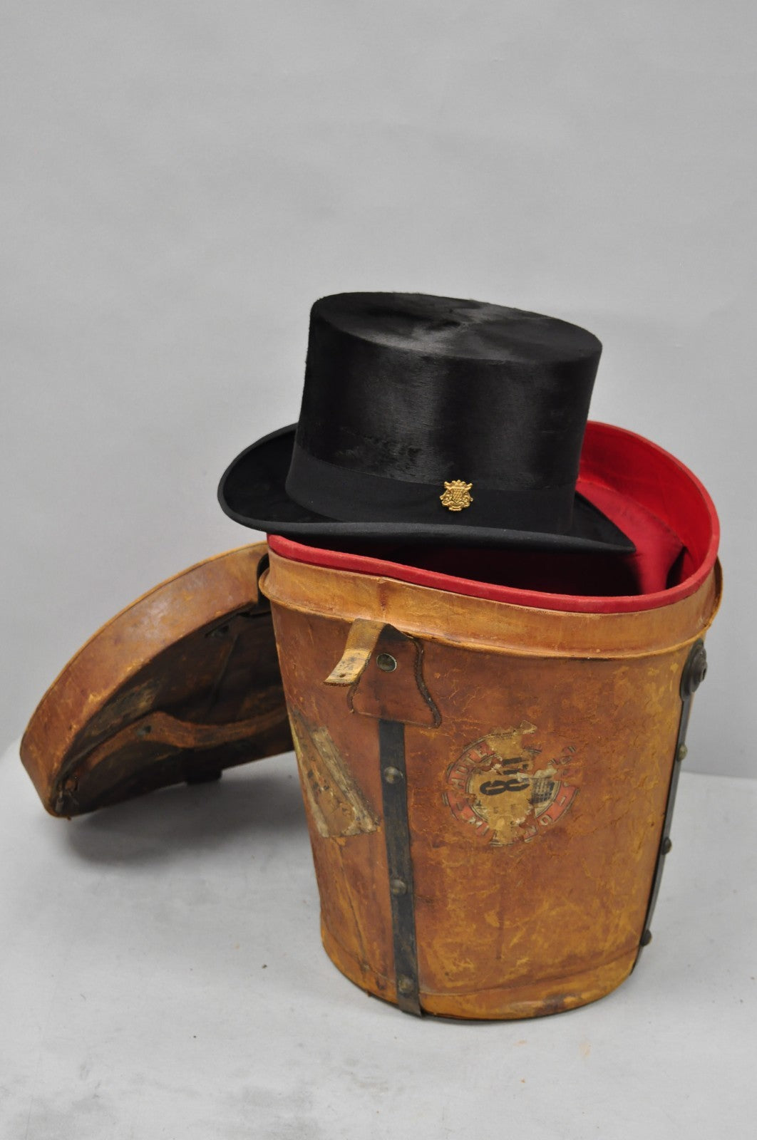 English Art Deco Brown Leather Travel Case Suitcase w/ Stickers & Beaver Top Hat