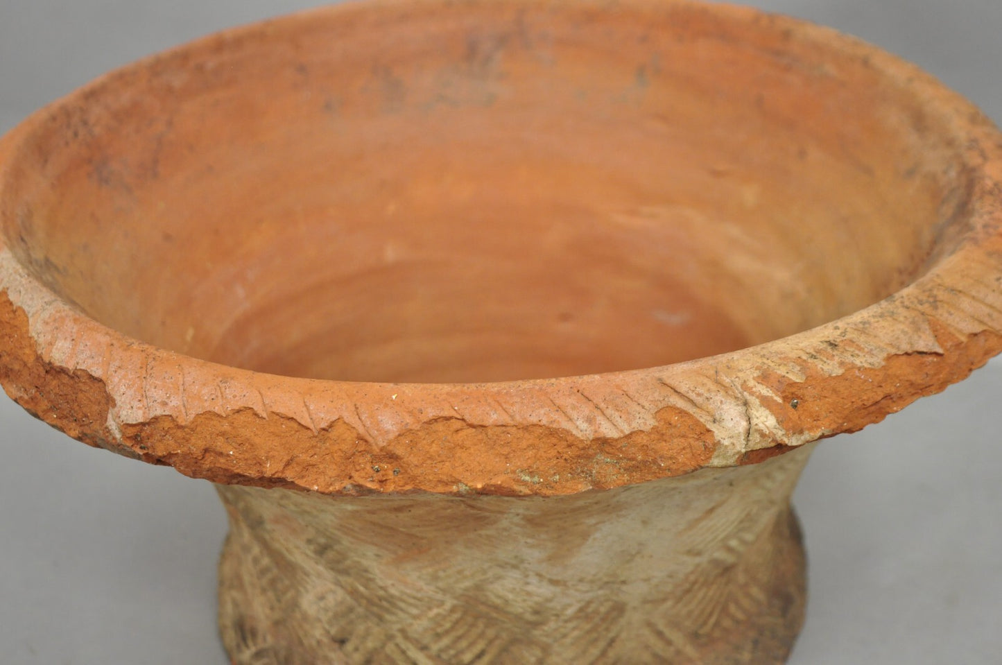 Vintage Carbone Terracotta Pottery Basket Weave Garden Old World Planter Pot