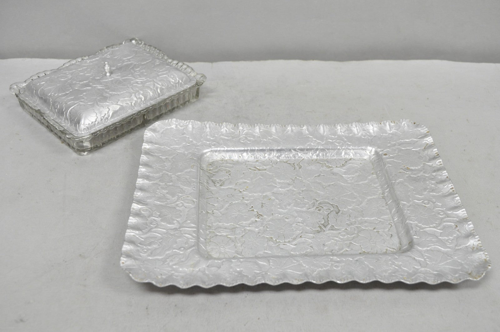 Vintage Art Deco Nouveau Hammered Aluminum Vegetable Relish Serving Platter Tray