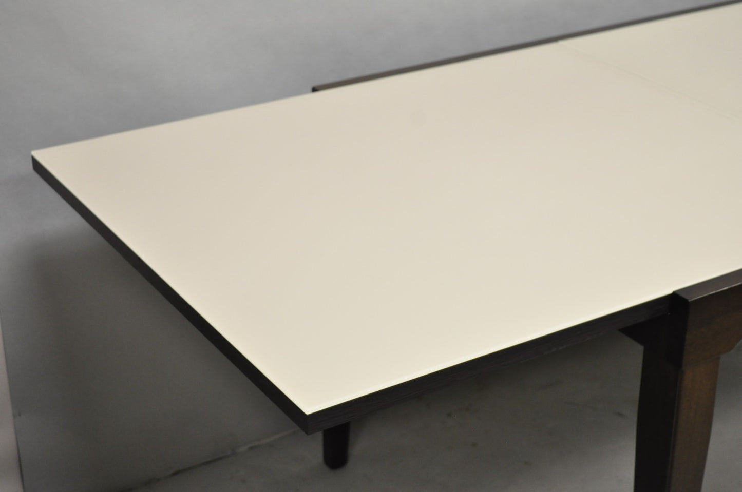 Calligaris S.p.A Italian Modern Extendable Glass Top Dining Table w/ Hidden Leaf