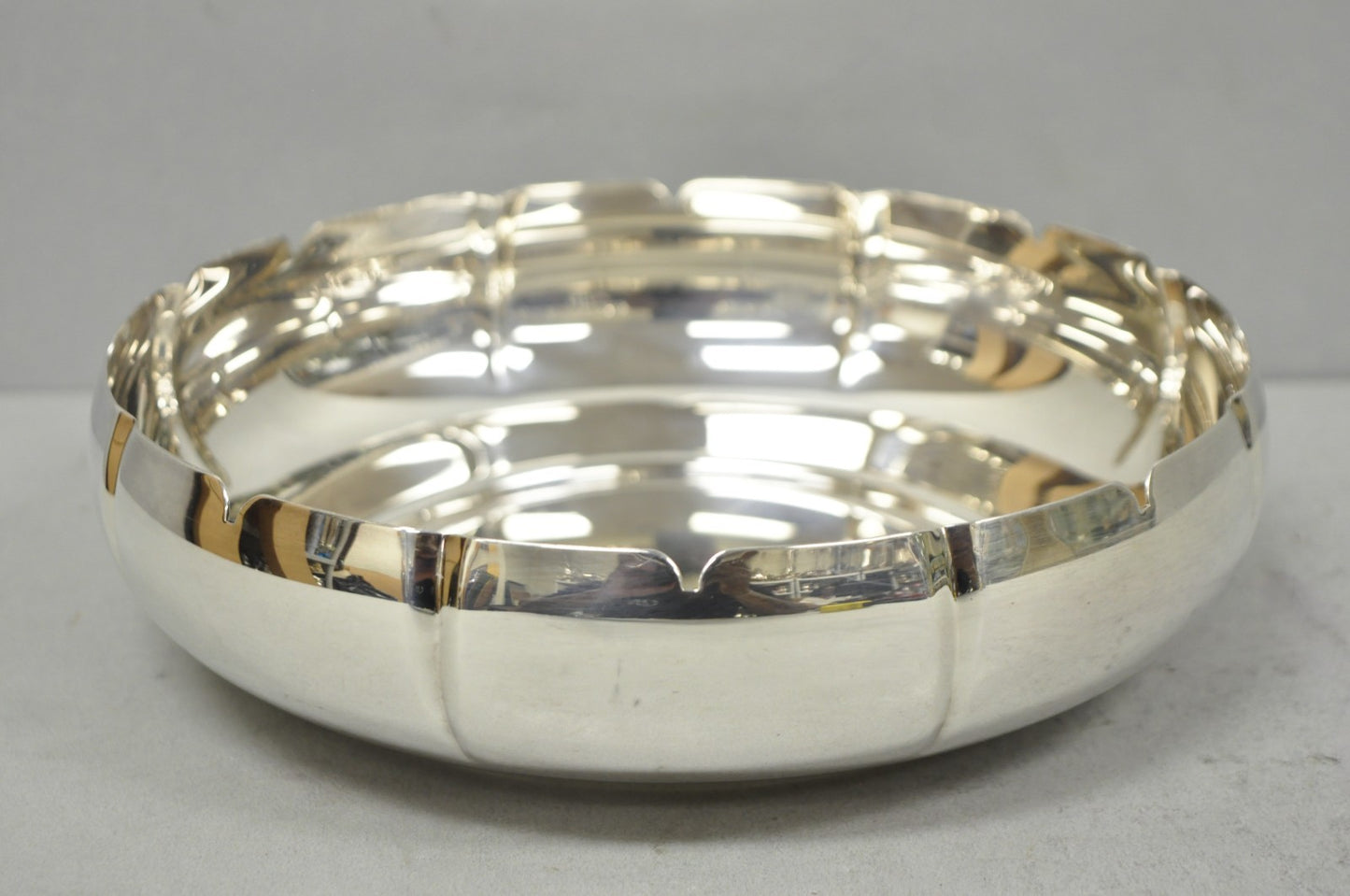 Vintage Lundt M-85 Silver Plated Round Scalloped Serving Candy Dish Bowl