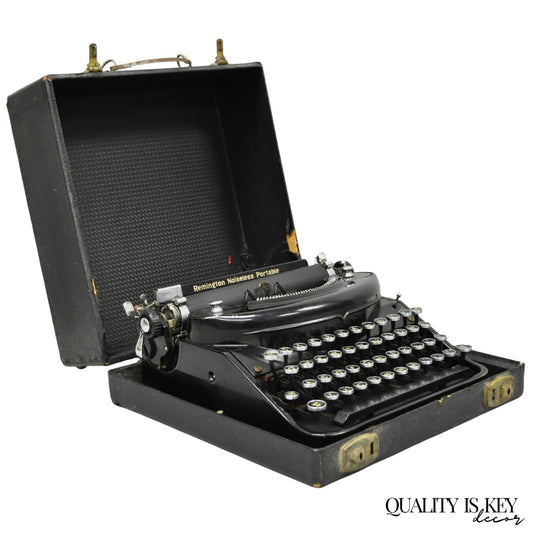 Vintage Remington Noiseless Portable Manual Typewriter in Carrying Case 90998N