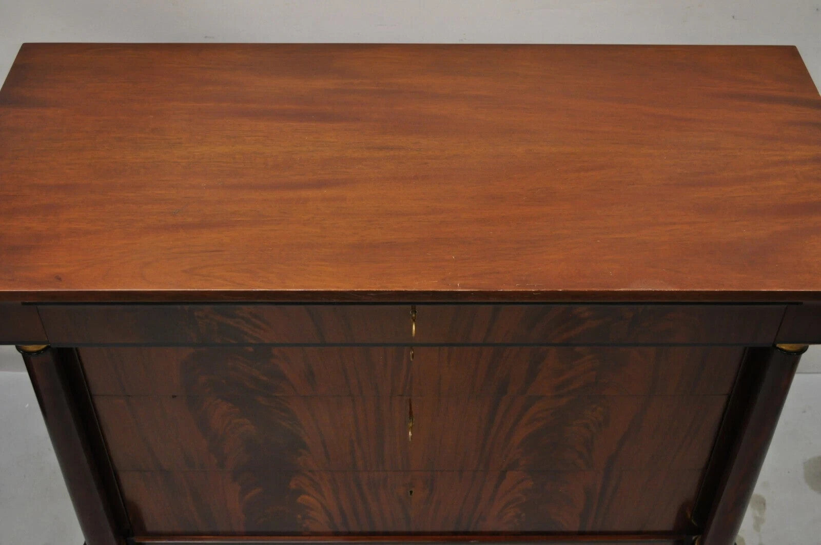 Villa Garnelo French Empire Style Crotch Mahogany 4 Drawer Commode Dresser Chest